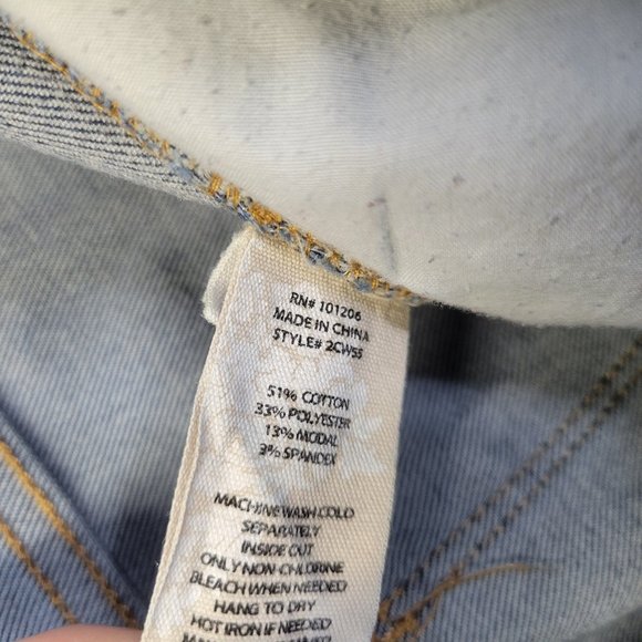 Soft Surroundings Women's Medium Jeans Pull On - Picture 6 of 6